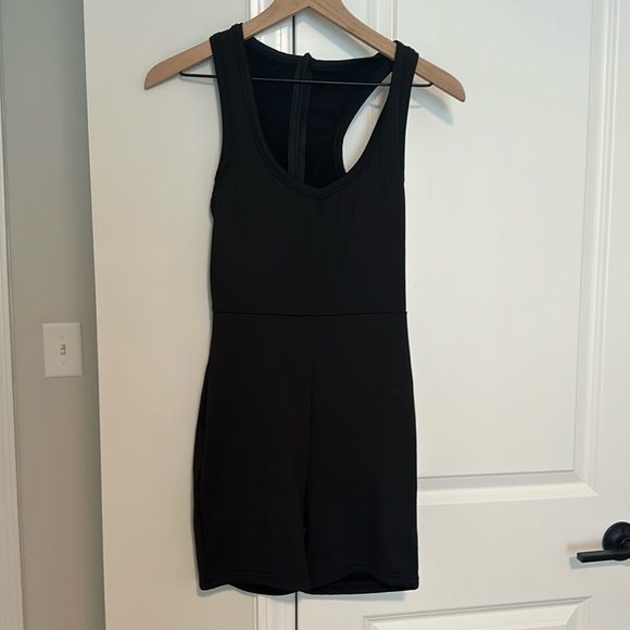 Unknown Brand Romper Bodysuit Size Small - Picture 3 of 5